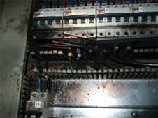es1